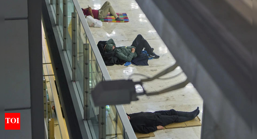 In Spain, homelessness crisis unfolds in Madrid’s airport