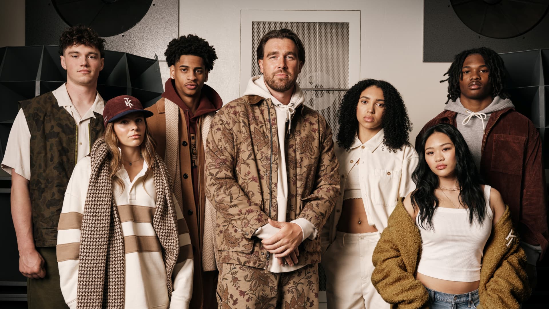 American Eagle shares rise on retailer’s Travis Kelce partnership