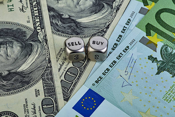 Dollar Steady After PCE, Euro Finds Support on ECB Survey