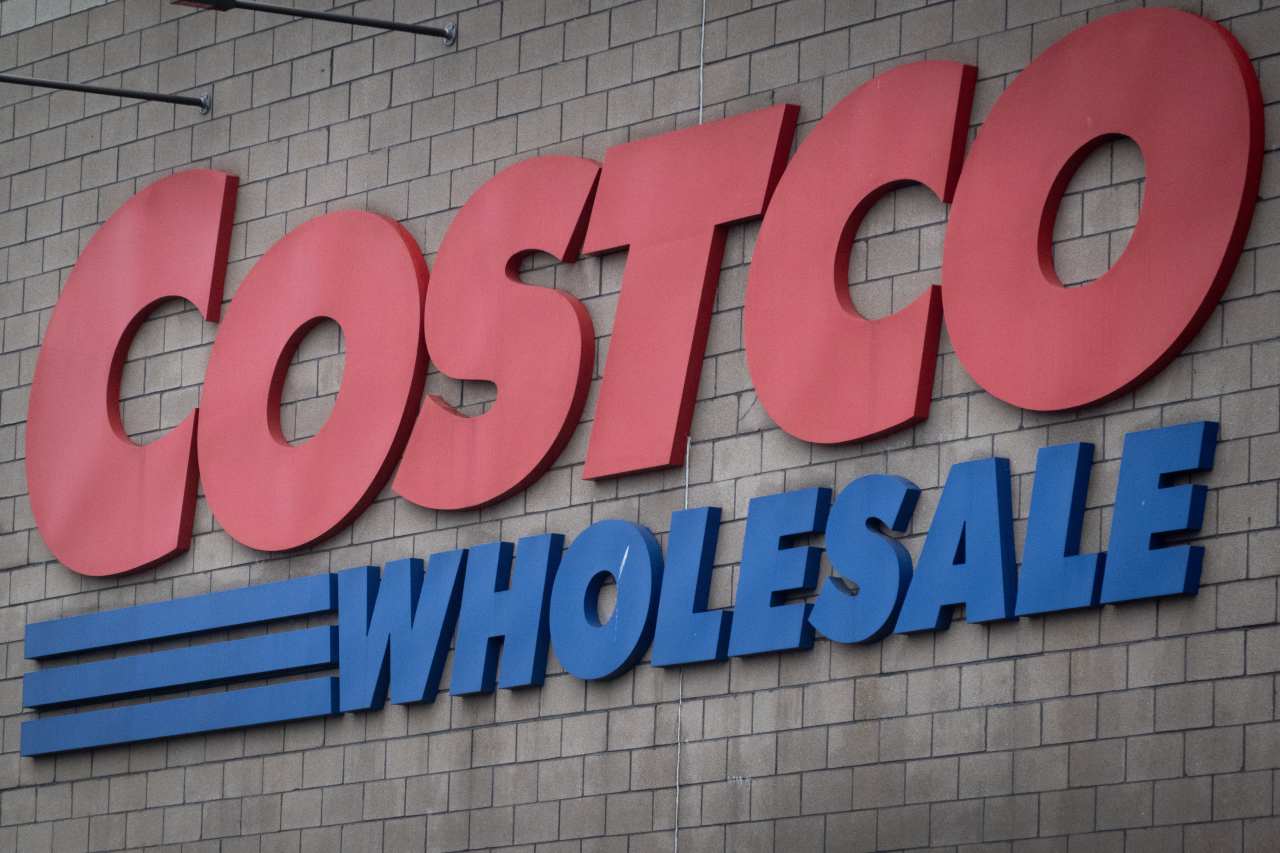 Costco is among the S&P 500’s worst performers today. An analyst still says it’s a ‘safe place to hide.’